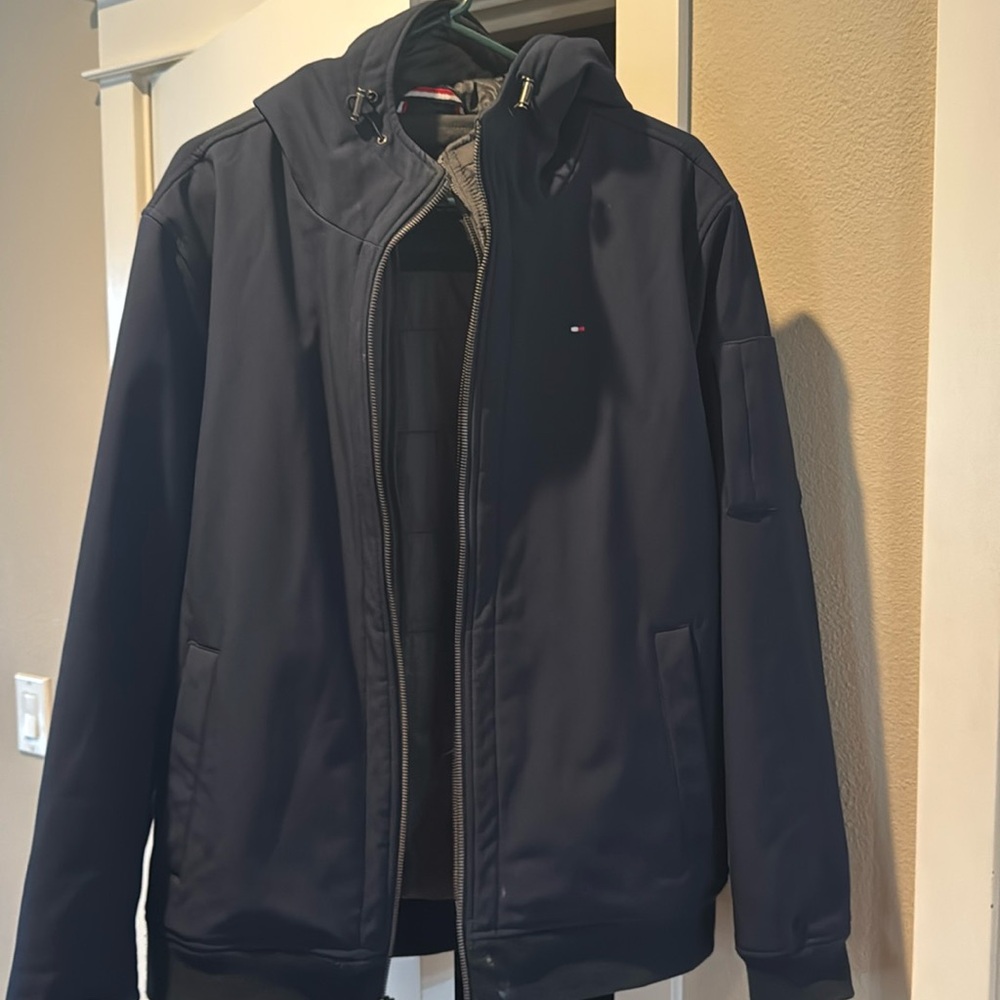 Tommy Hilfiger jacket. Heavy weight in great condition.